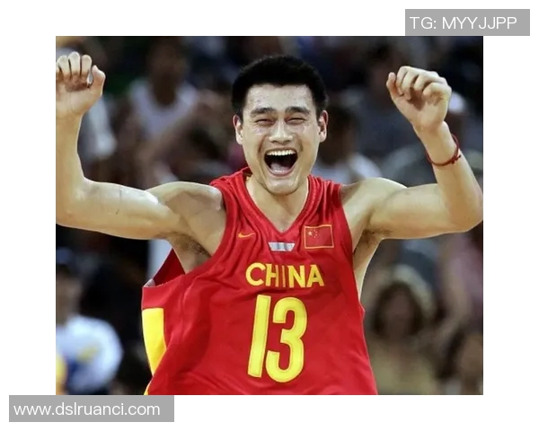 姚明摔杯事件引发热议体育精神与情绪管理的深刻反思 姚明摔杯事件引发热议体育精神与情绪管理的深刻反思