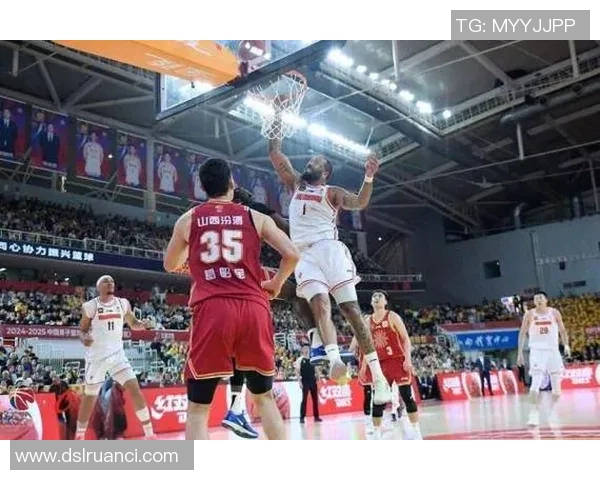 广东宏远集结国内外球星，备战半决赛关键战