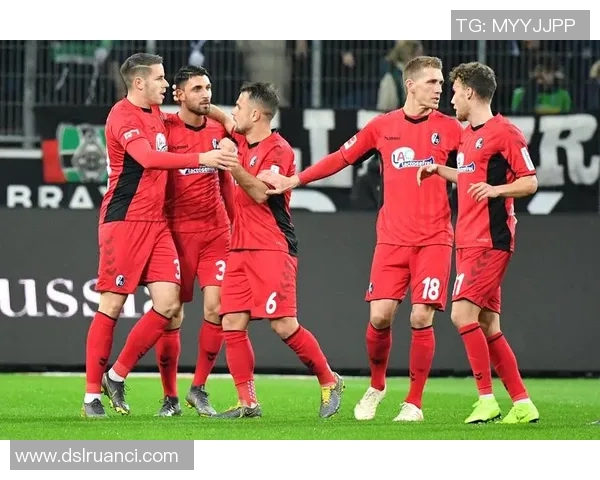 弗赖堡主场难分胜负，2-2战平不莱梅，开局收获一分